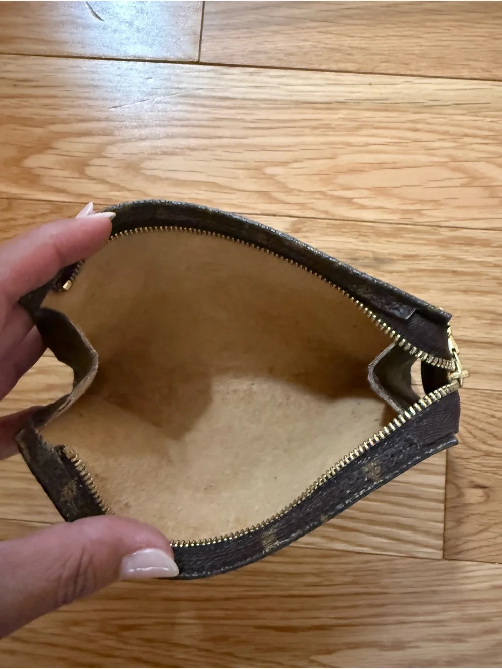 Vintage Louis Vuitton Monogram Bucket Bag Pouch